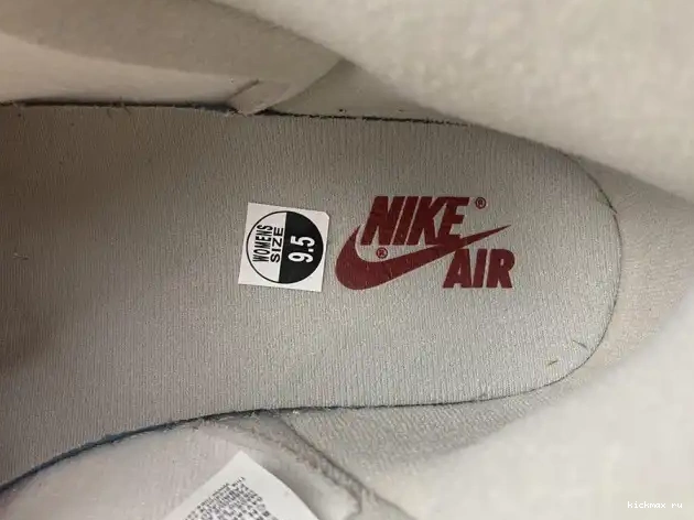 Cheap Kickmax High 1 (W) OG Chenille Newstalgia DJ4891-061 Jordan 0605